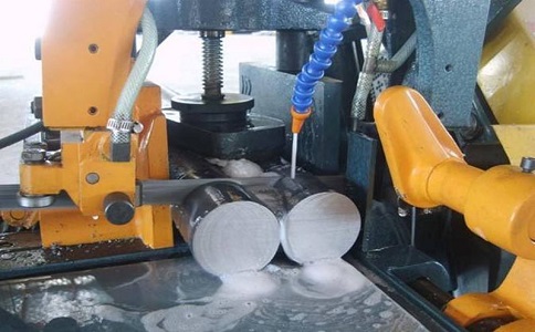 隆林卧式带锯床的送料方式有哪几种？