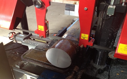 隆林卧式带锯床加工时出现明显振荡如何排查？